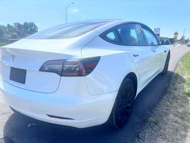 2021 Tesla Model 3 Standard Range Plus RWD thumb 7