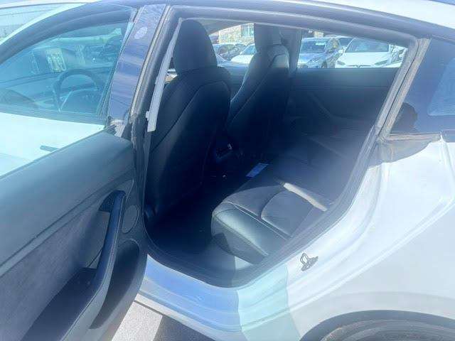 2021 Tesla Model 3 Standard Range Plus RWD thumb 15