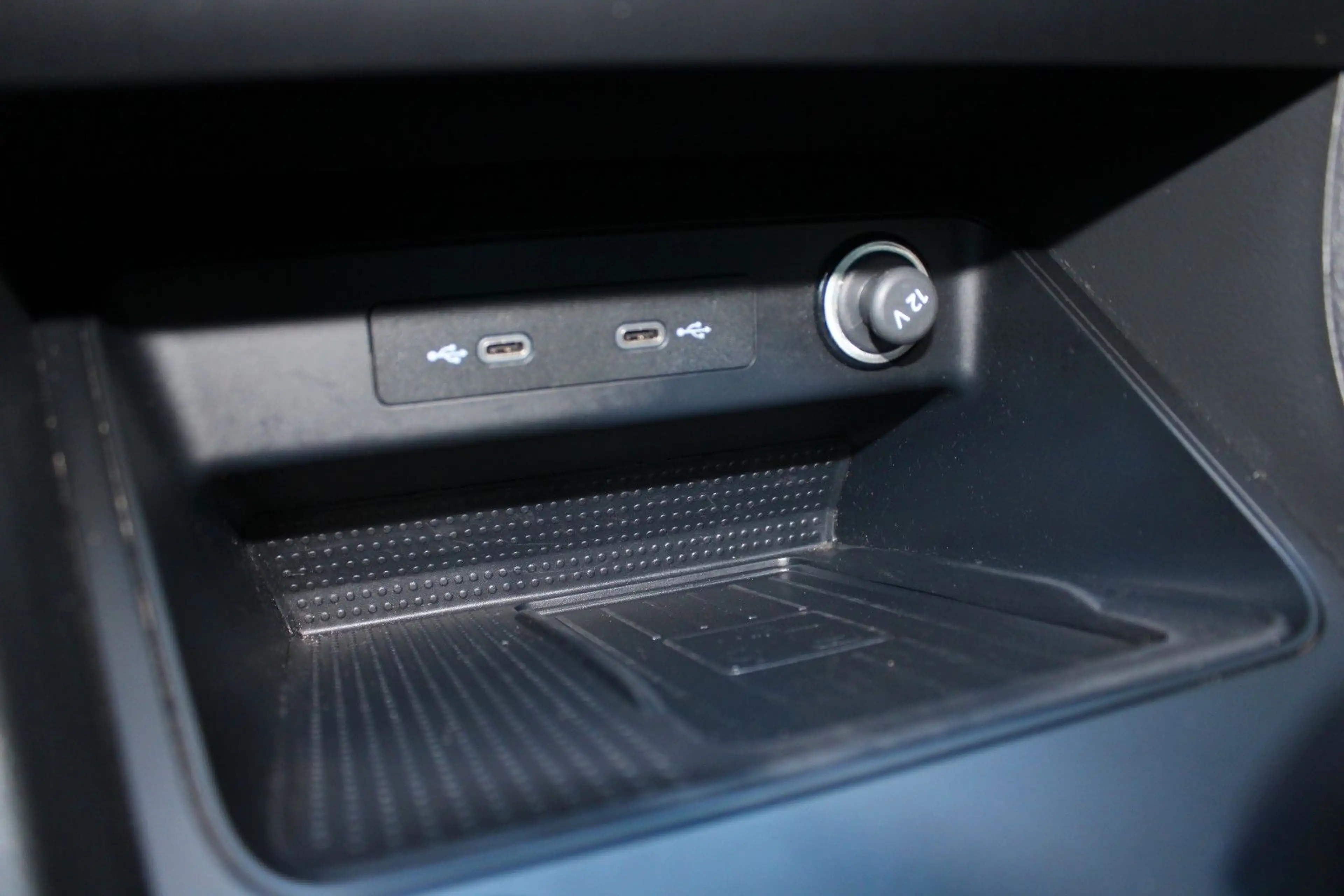 SEAT Ateca Style 1.5 TSI DSG +ACC+BEATS+SHZ+RFK+KESSY — photo 13