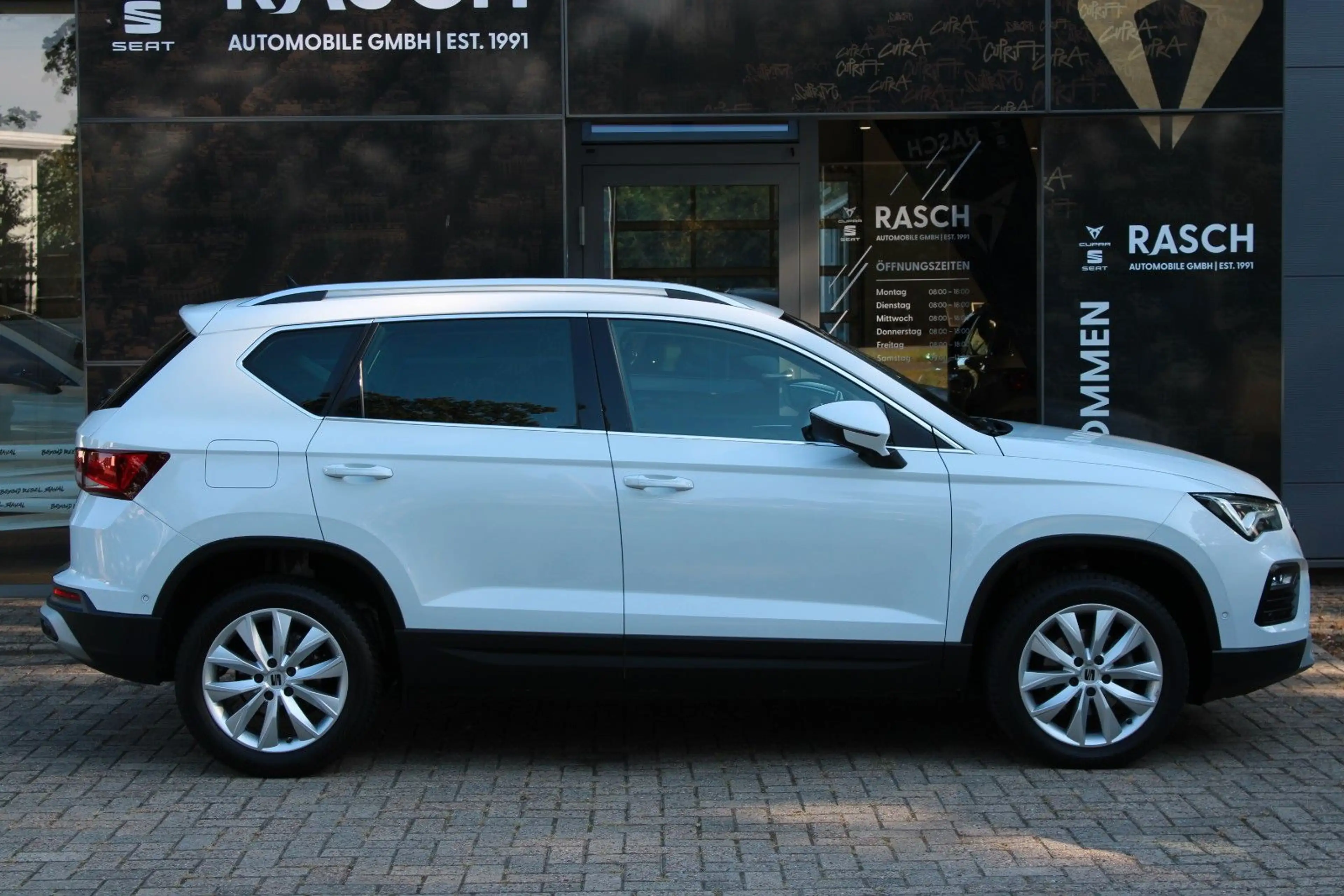 SEAT Ateca Style 1.5 TSI DSG +ACC+BEATS+SHZ+RFK+KESSY — photo 5
