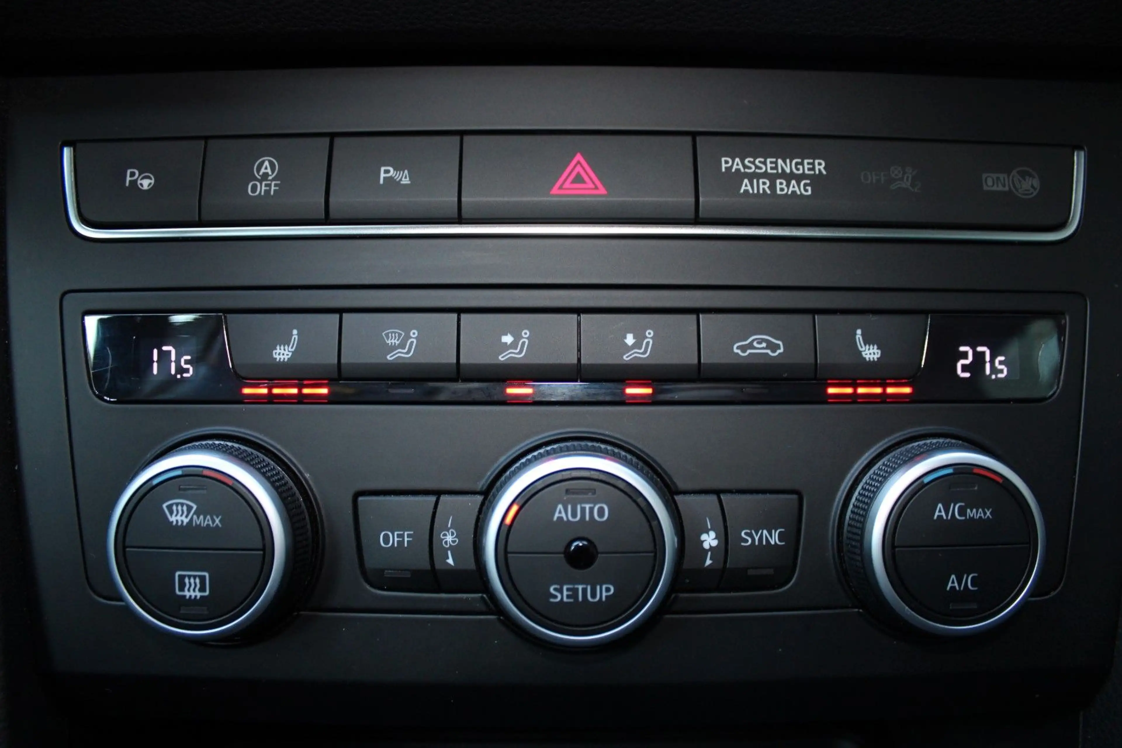 SEAT Ateca Style 1.5 TSI DSG +ACC+BEATS+SHZ+RFK+KESSY — photo 12