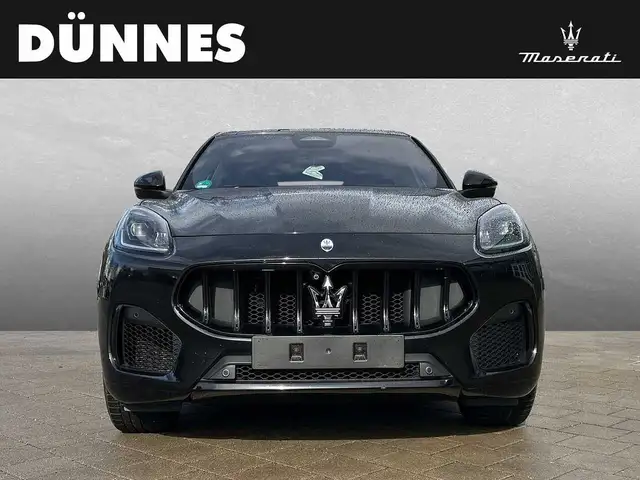Maserati Grecale view 8