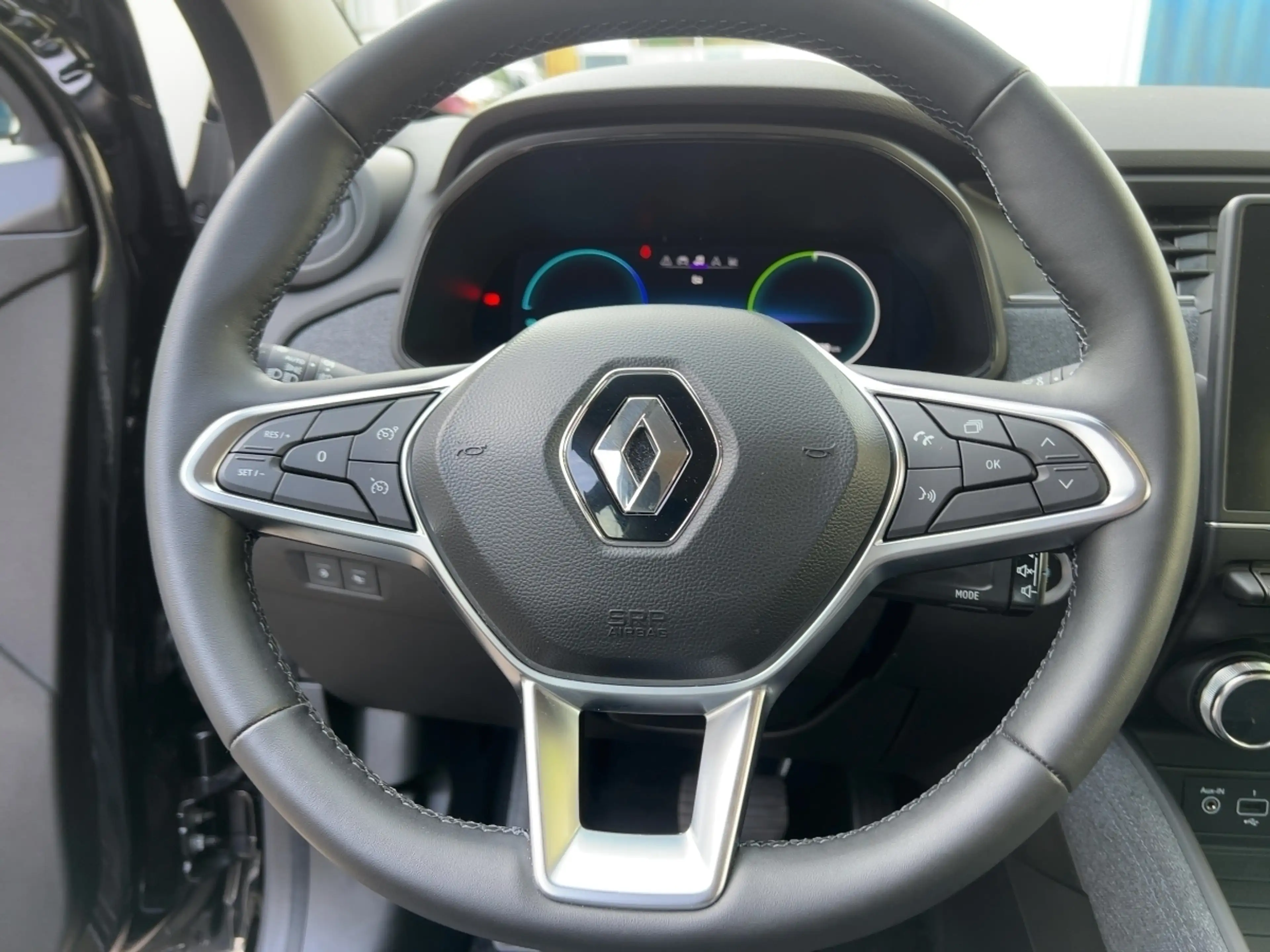 Renault ZOE Evolution EV50 135hp + CCS Winter- und Technopaket — photo 11