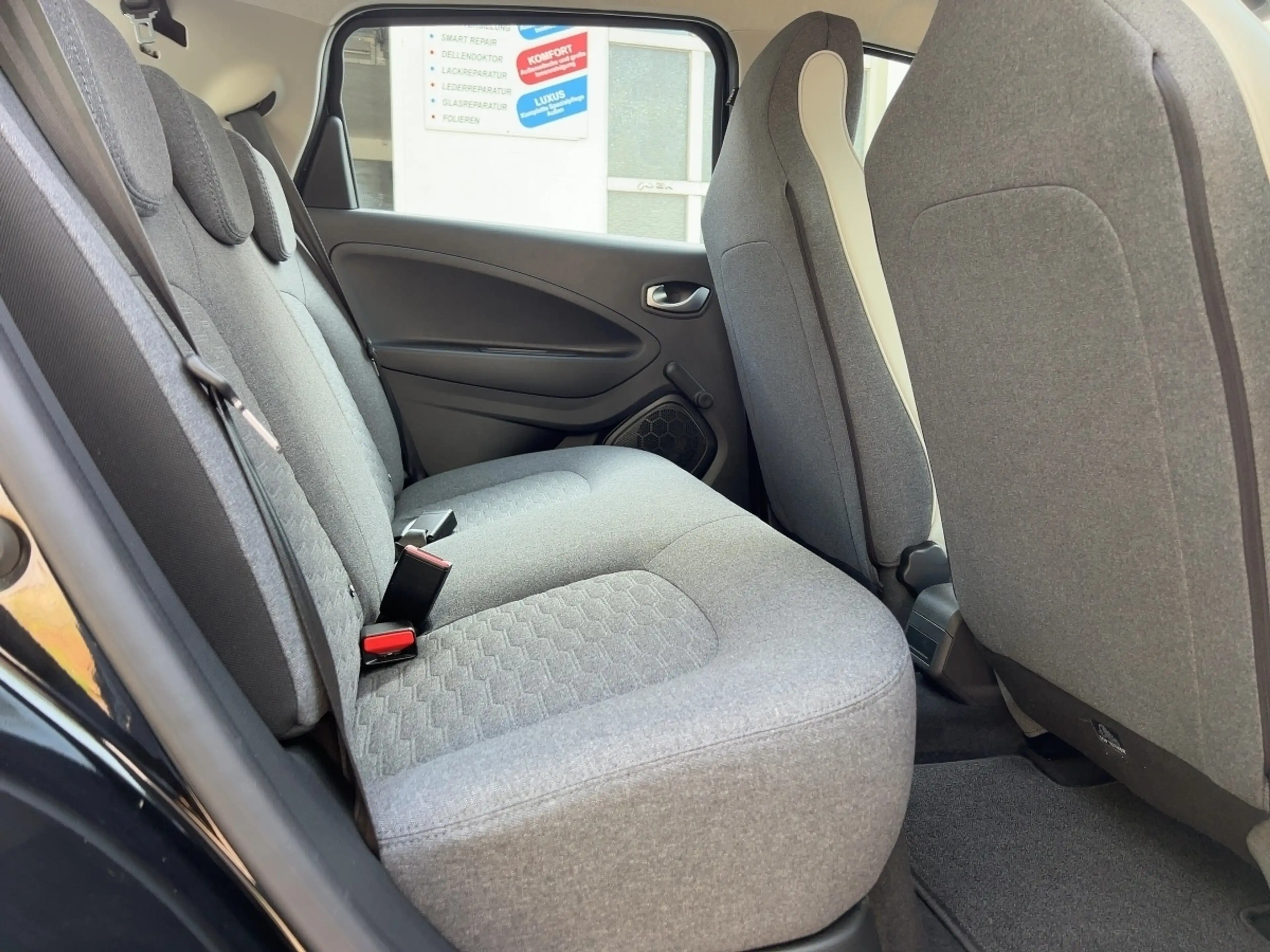 Renault ZOE Evolution EV50 135hp + CCS Winter- und Technopaket — photo 9