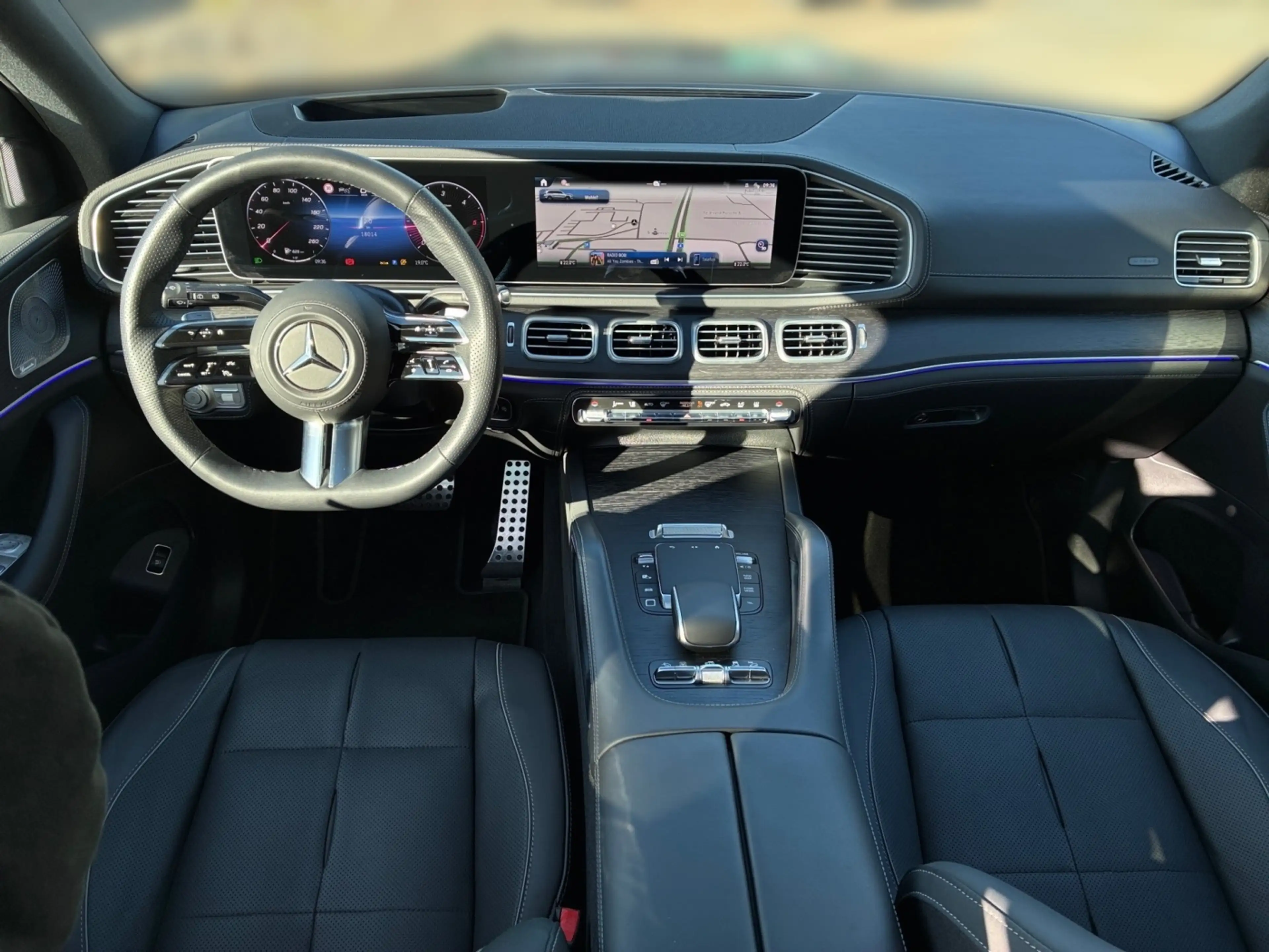 Mercedes-Benz GLS 450 d 4MATIC AMG Night*AHK*StandHz*Pano*HUD* — photo 11