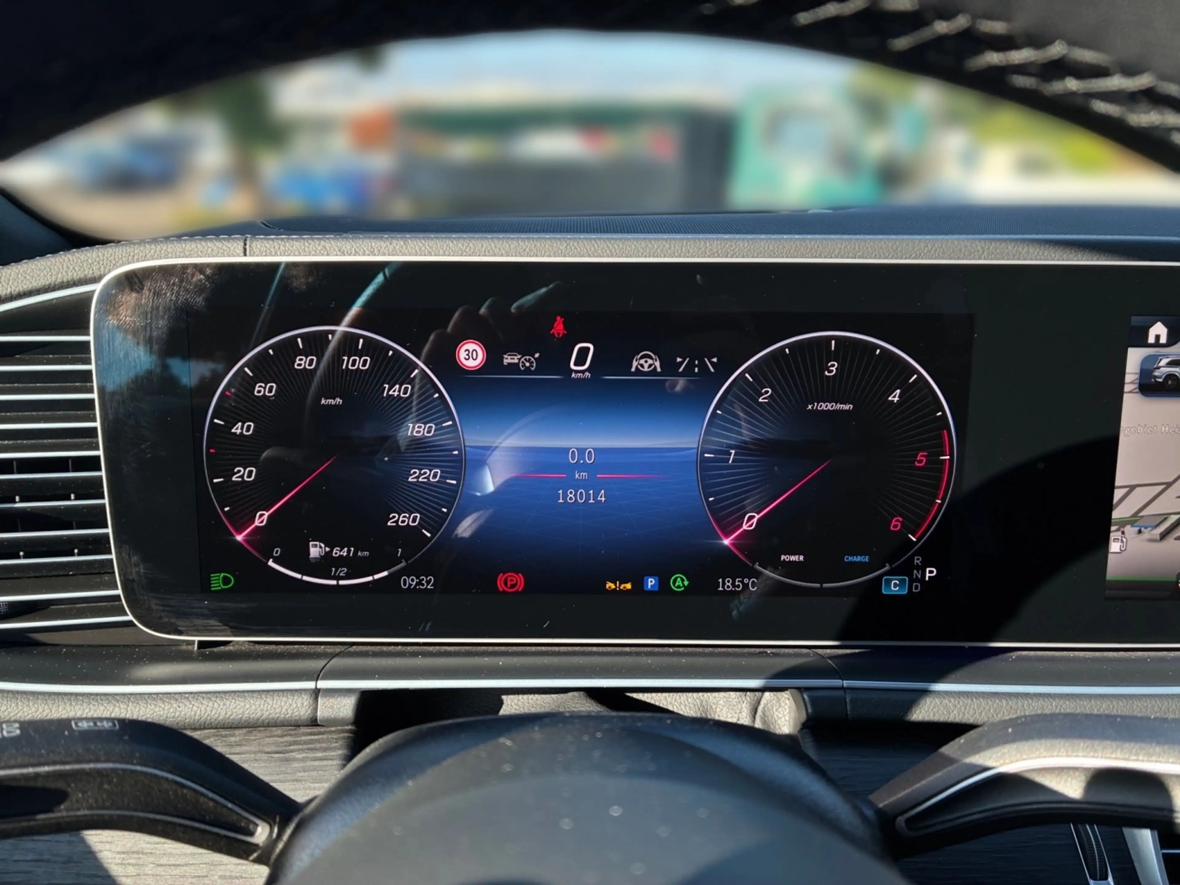 Mercedes-Benz GLS 450 d 4MATIC AMG Night*AHK*StandHz*Pano*HUD* — photo 6
