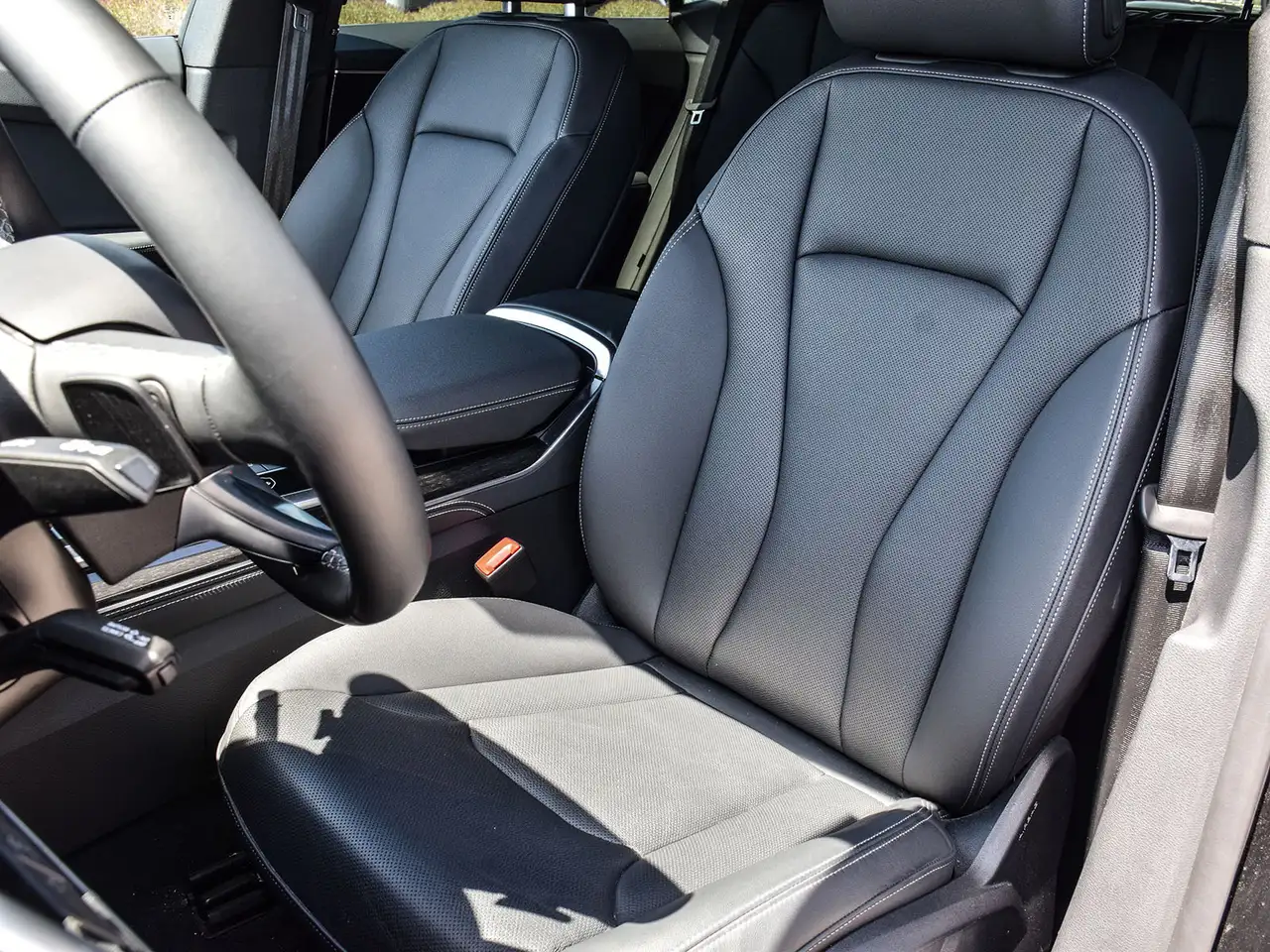 Audi Q8 снимка Audi Q8