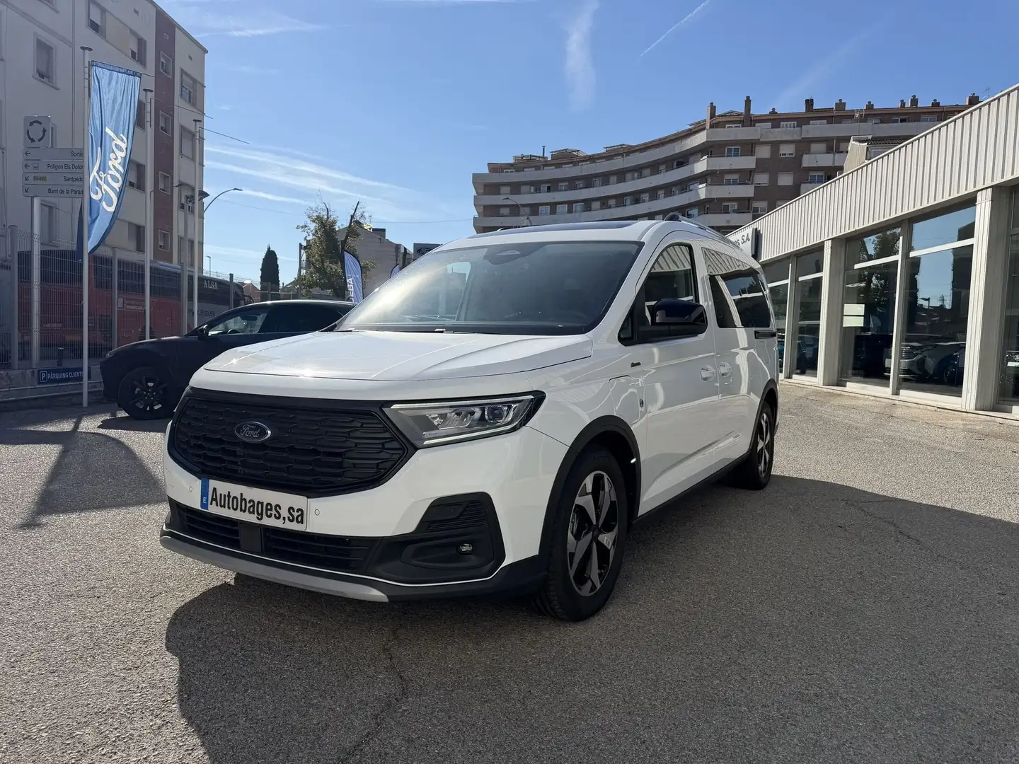 Ford Tourneo Connect 1.5 Ecoboost PHEV LWB Active Blanco - 1