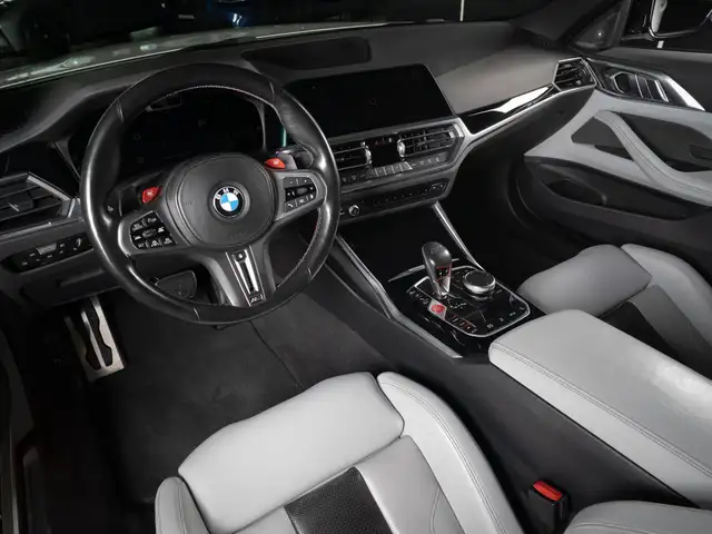 BMW M4 view 10