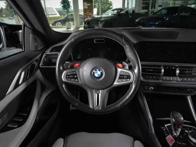 BMW M4 view 12