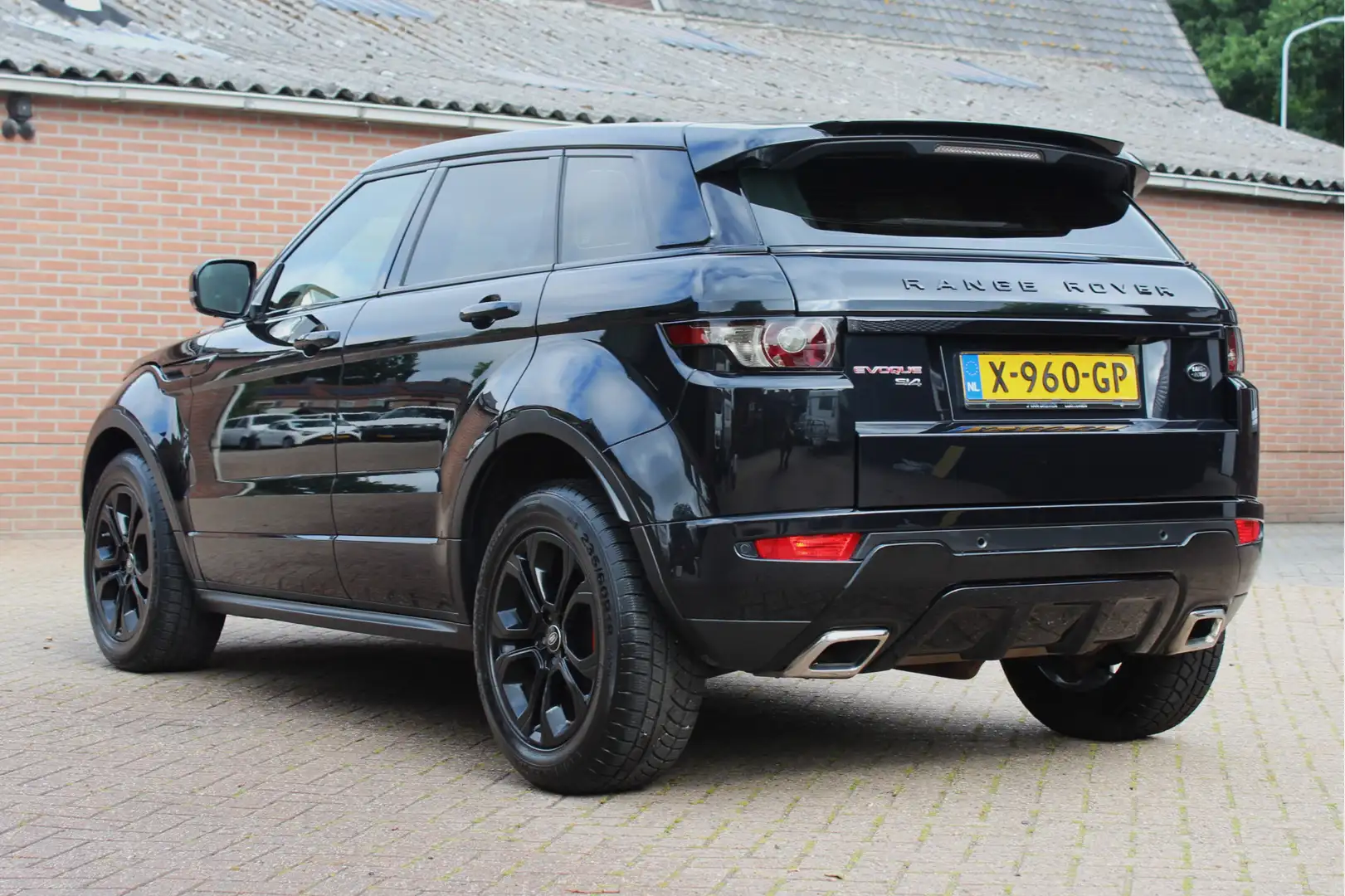 Land Rover Range Rover Evoque 2.0 Si 4WD Prestige - Stuur verw. Elek./ verw. sto Zwart - 2