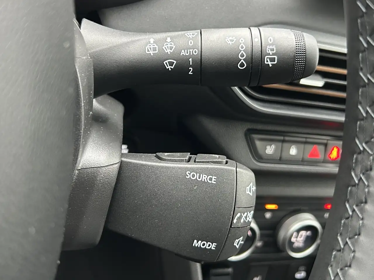 Dacia Jogger Extreme tce110 7 Sitze, Kamera, Klimaaut.,SHZ 21