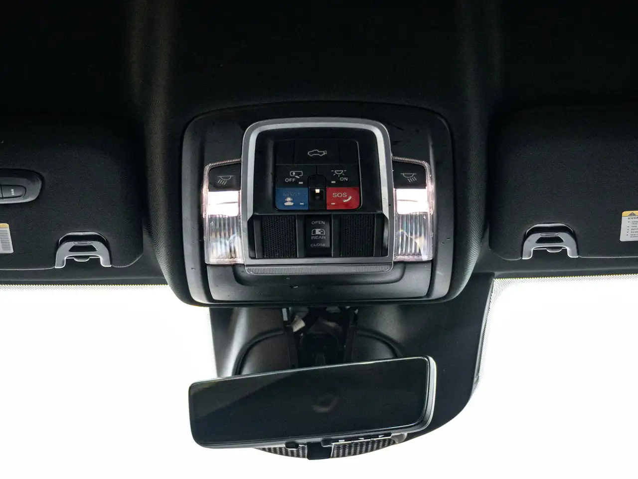 RAM 3500 снимка RAM 3500