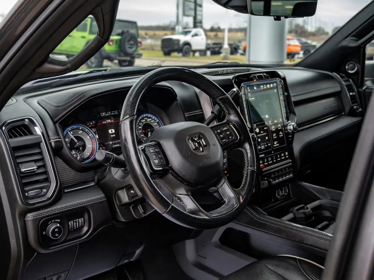 RAM 3500 снимка RAM 3500