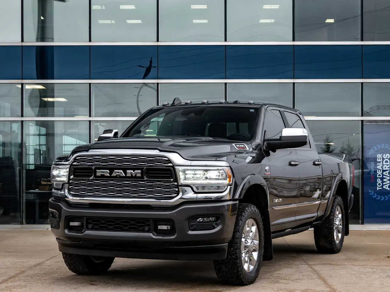 RAM 3500 снимка RAM 3500