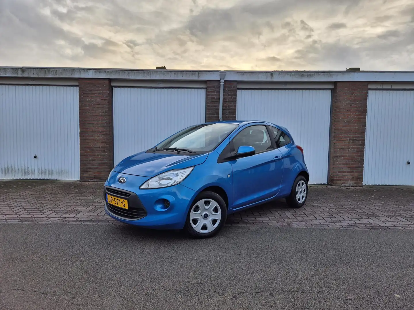 Ford Ka/Ka+ 1.2 Style Origineel NL / Airco / Nieuwe distriebut plava - 1