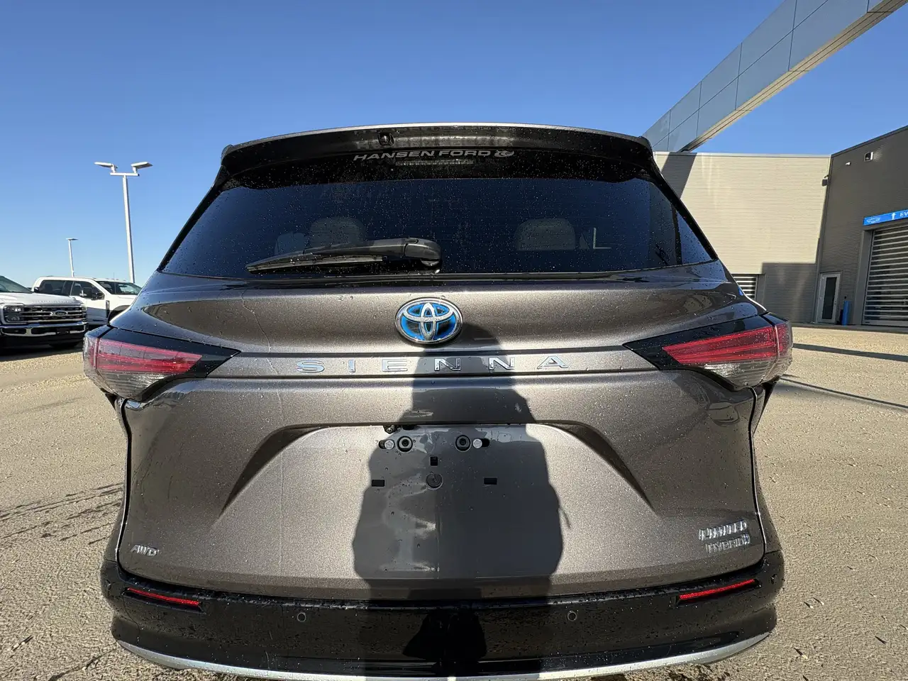 Toyota Sienna снимка Toyota Sienna