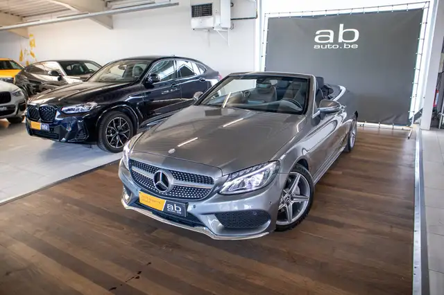 Mercedes-Benz C Class view 2