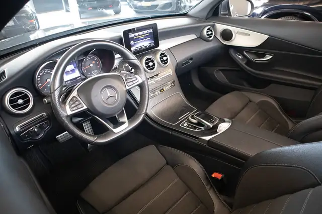Mercedes-Benz C Class view 8