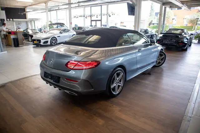 Mercedes-Benz C Class view 5