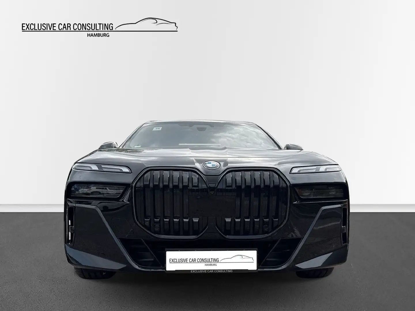 BMW 740 d xDrive M SPORT PRO *Executive Lounge *Sky Negro - 2