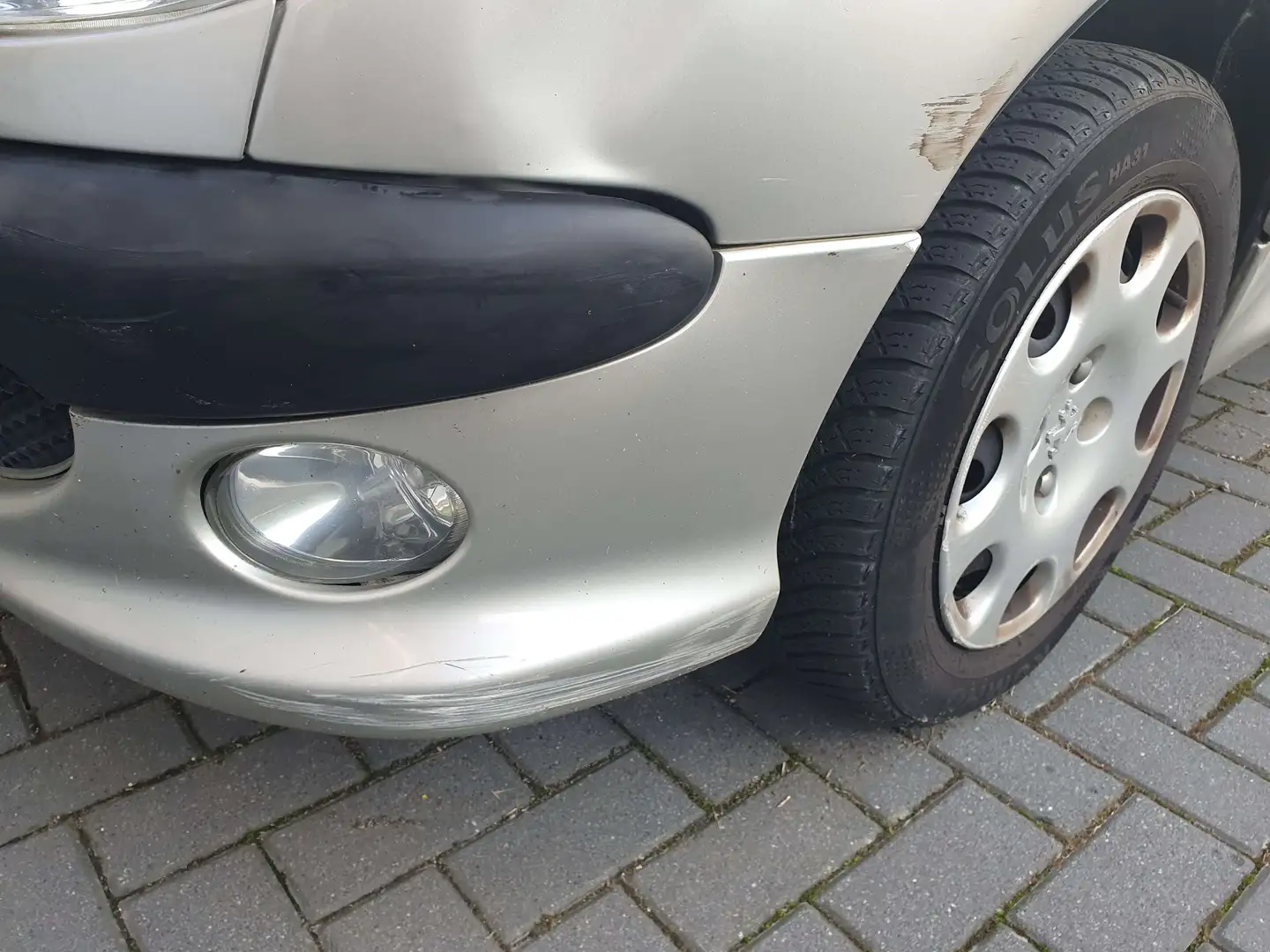 Peugeot 206 Stříbrná - 2