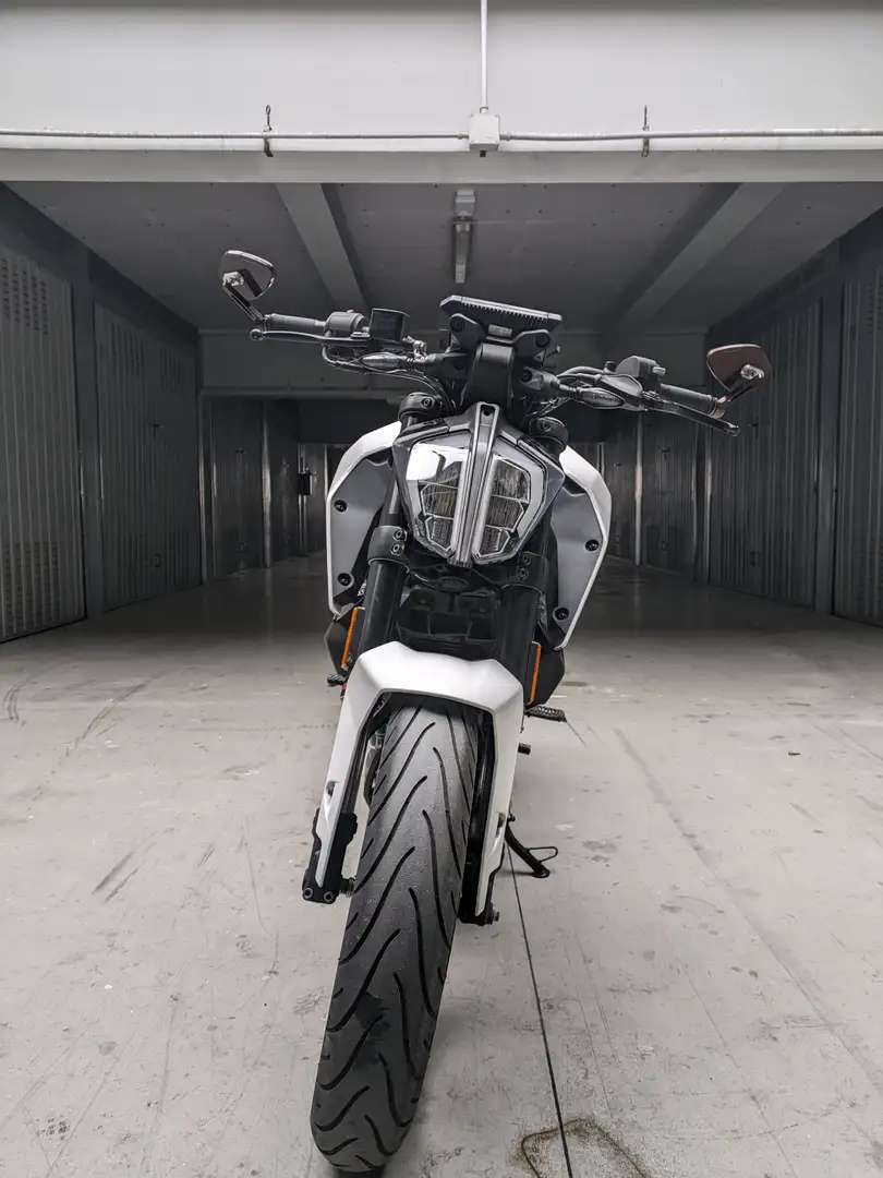 KTM 125 Duke ABS Alb - 2