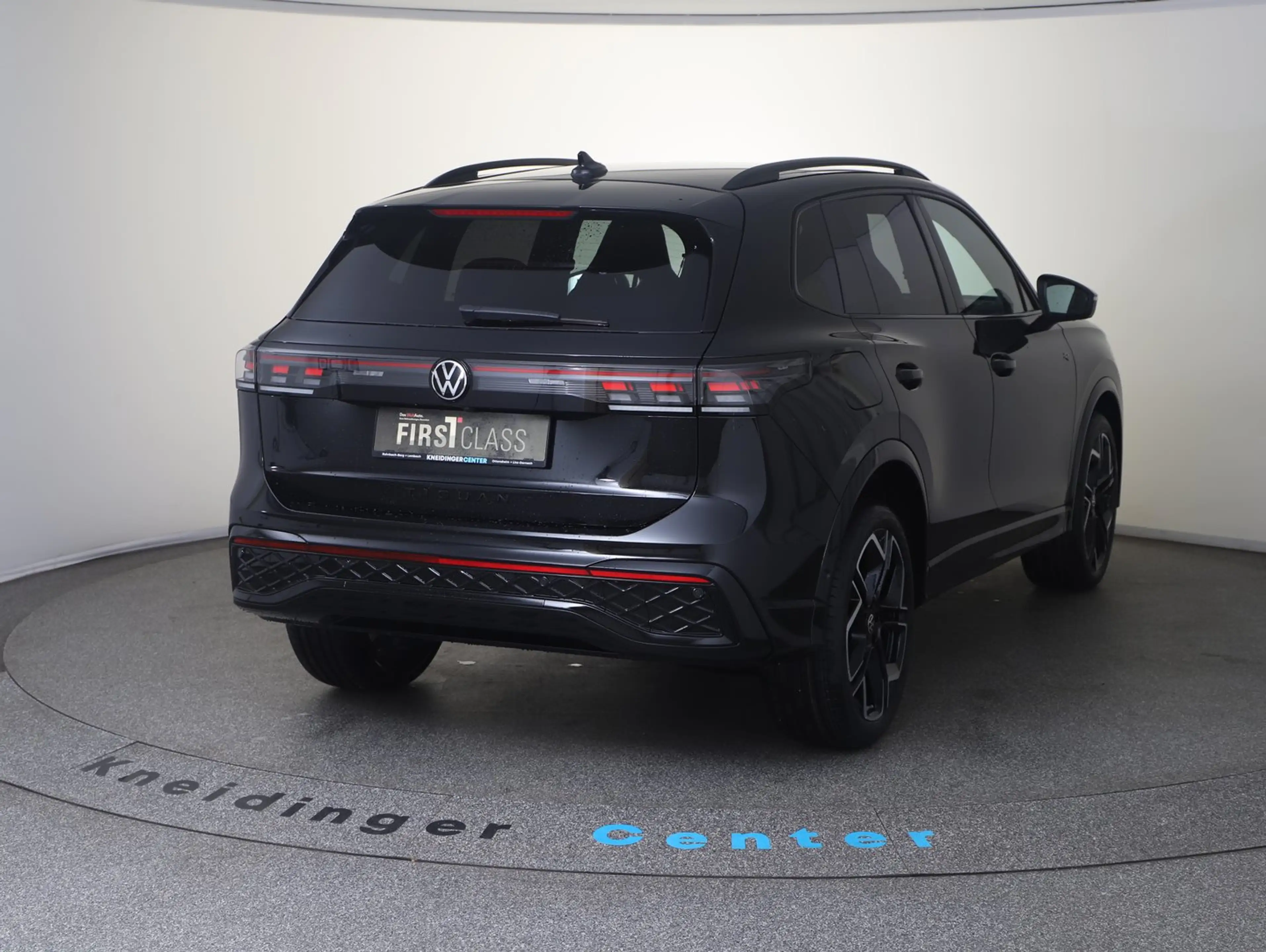 Volkswagen Tiguan Sport TDI 4MOTION DSG — photo 4