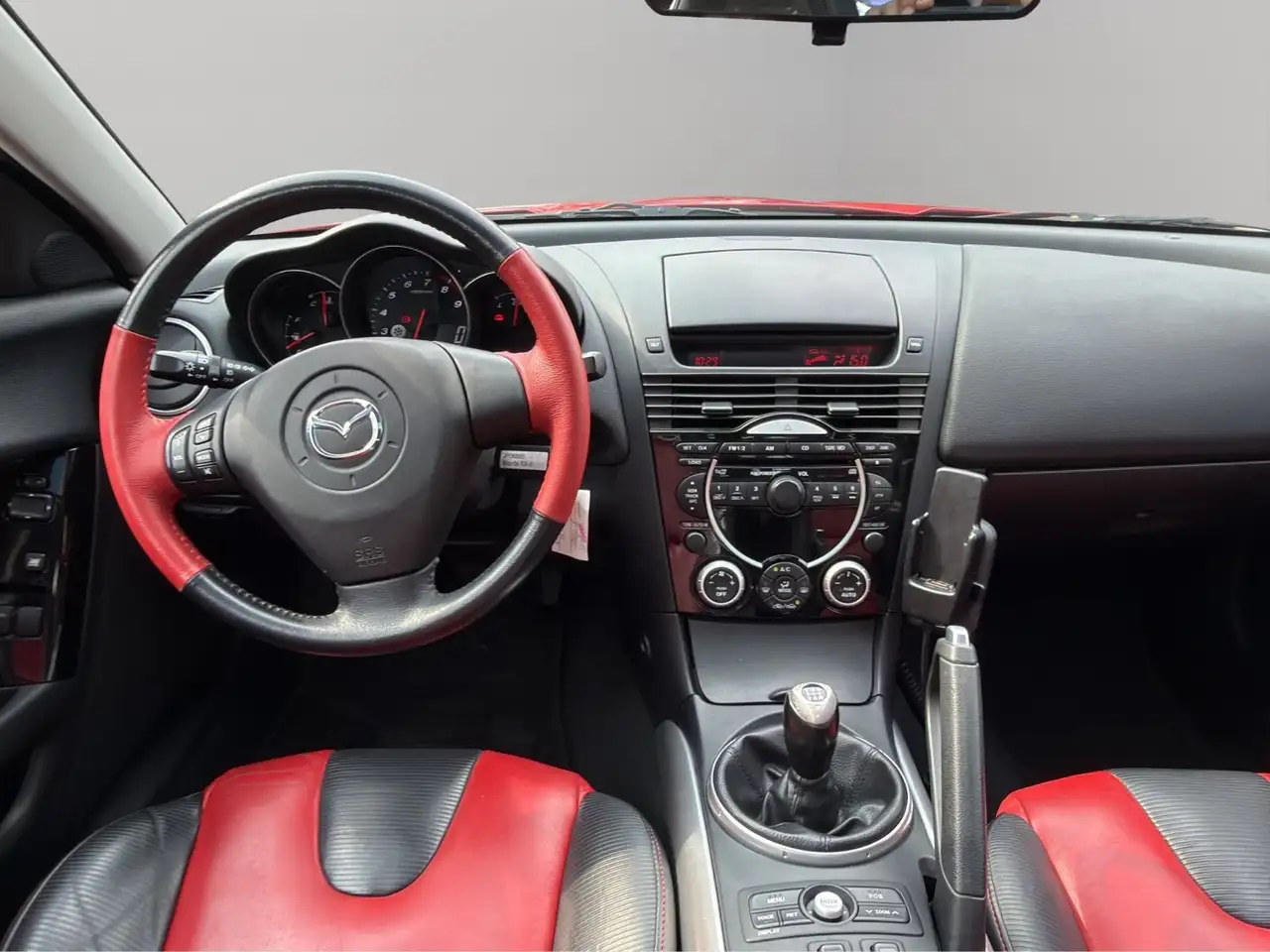 MAZDA RX-8 - 192 ch - 74 950KMS - 1ERE MAIN - ENTRETIEN COMPLET- SELLERIE CUIR - TOIT OUVRANT - VOLANT EN CUIR
