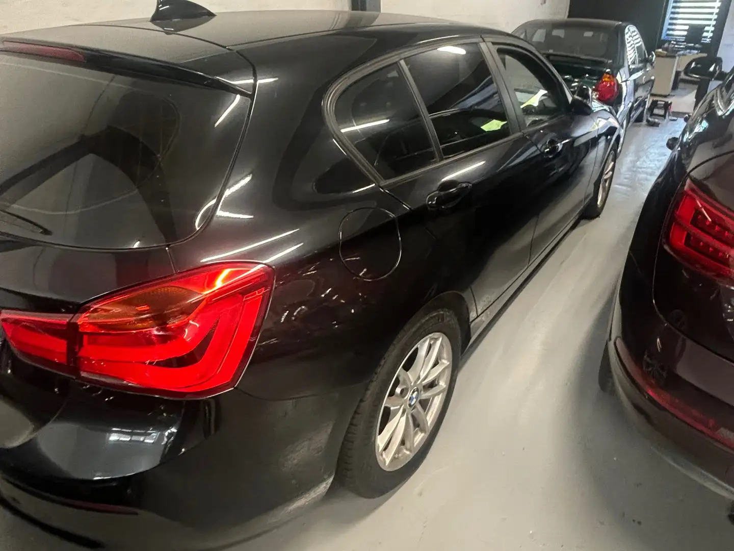 BMW 116 dA Negro - 2