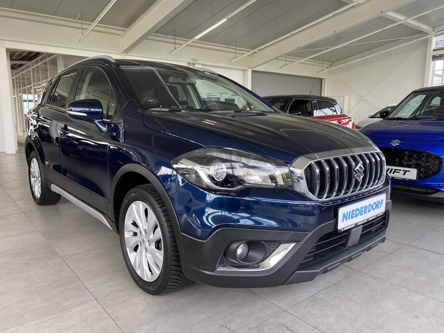 Suzuki SX4 S-Cross 1.4 Comfort LED NAVI KAM AHK ALLWETTER Blauw - 1