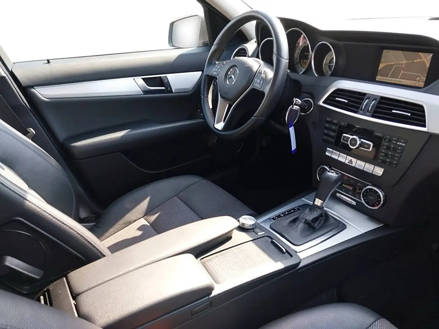 Mercedes-Benz C 220 CDI Avantgarde A-Edition BlueEfficiency Aut. Silber - 2