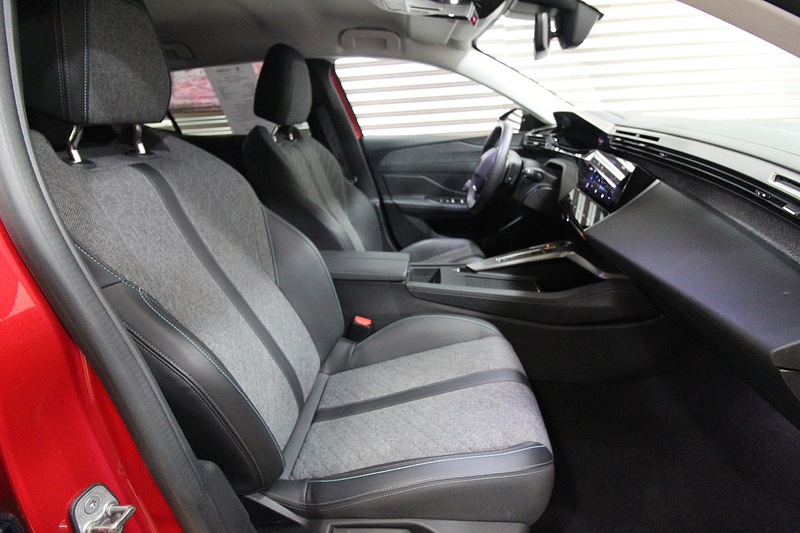 Peugeot 408 PureTech 130 S&S EAT8 Allure — photo 6