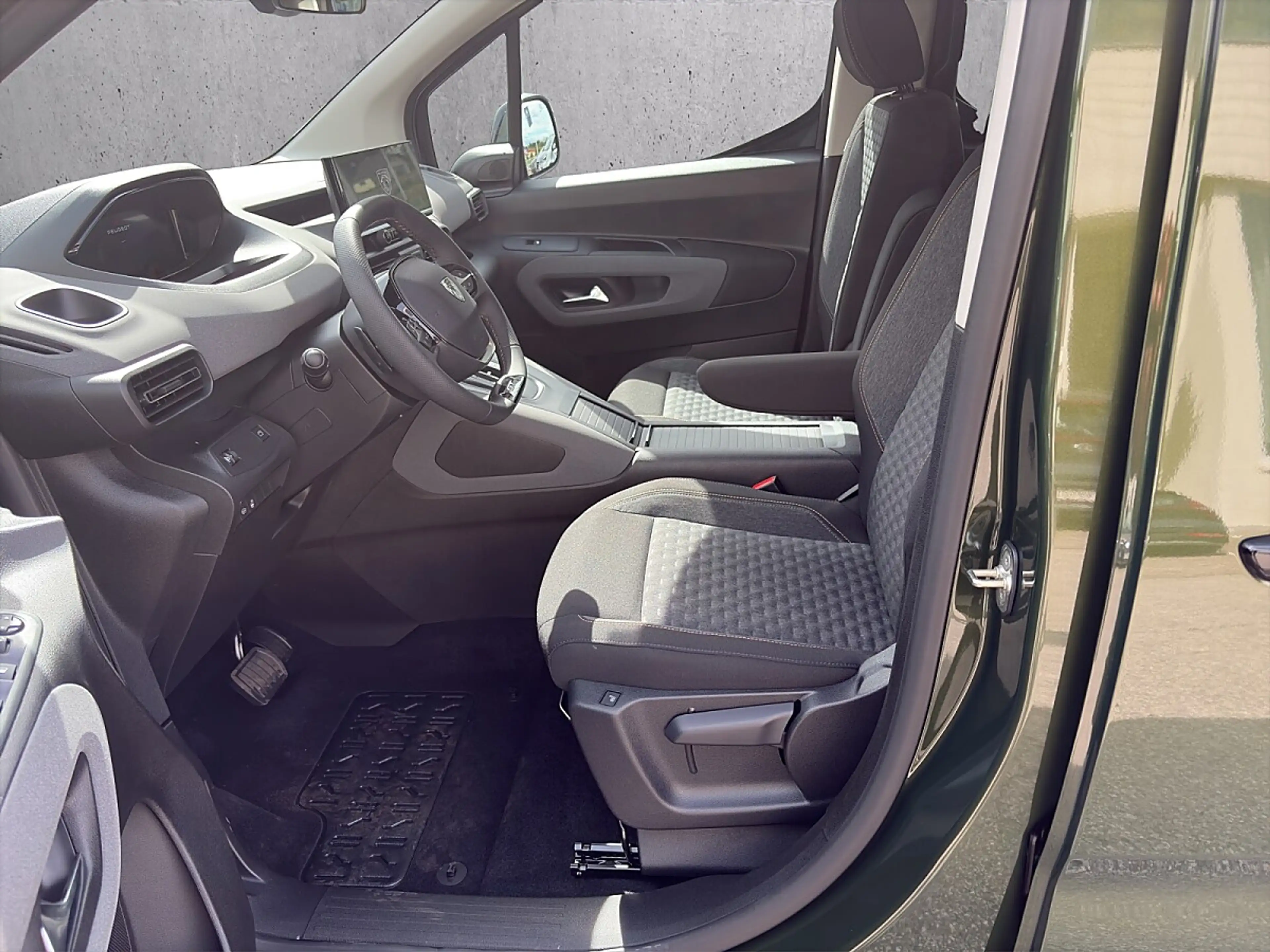 Peugeot Rifter 1.5 BlueHDi 130 FAP GT L2 (EURO 6e) — photo 6