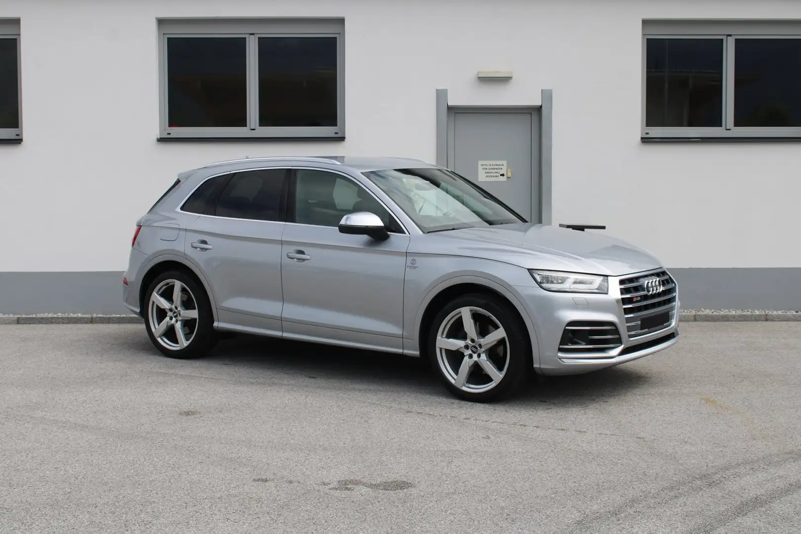 Audi SQ5 quattro Silber - 1
