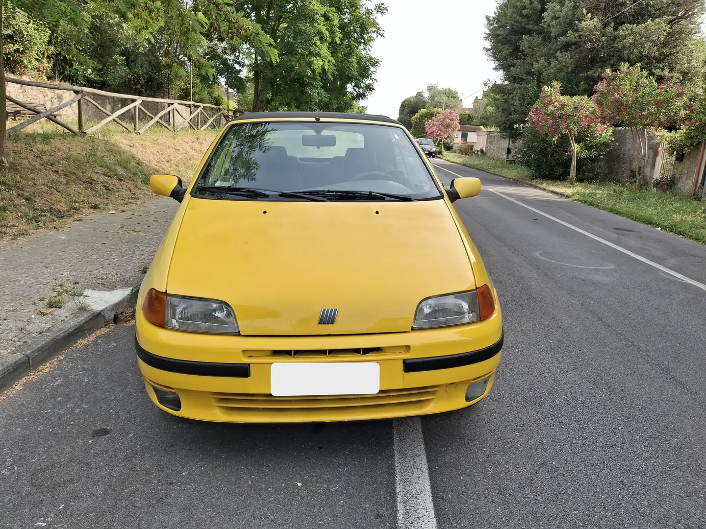 Fiat Punto Punto Cabrio 1.2 S žuta - 2