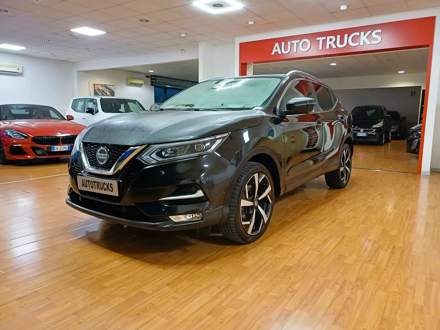 Nissan Qashqai Qashqai 1.5 dci Tekna 115cv Schwarz - 1