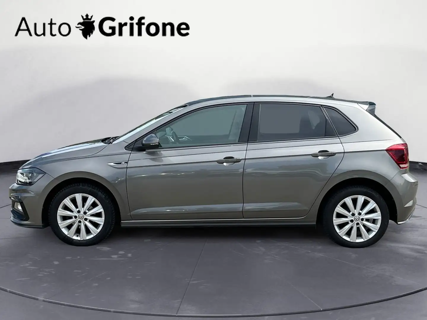 Volkswagen Polo VI 2017 Benzina 5p 1.0 tgi Highline 90cv my19 Arancione - 2