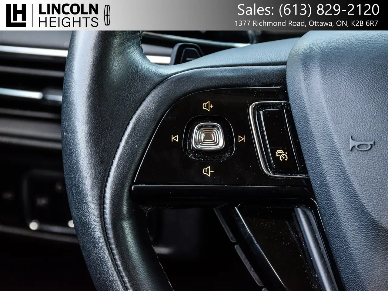 Lincoln Corsair снимка Lincoln Corsair