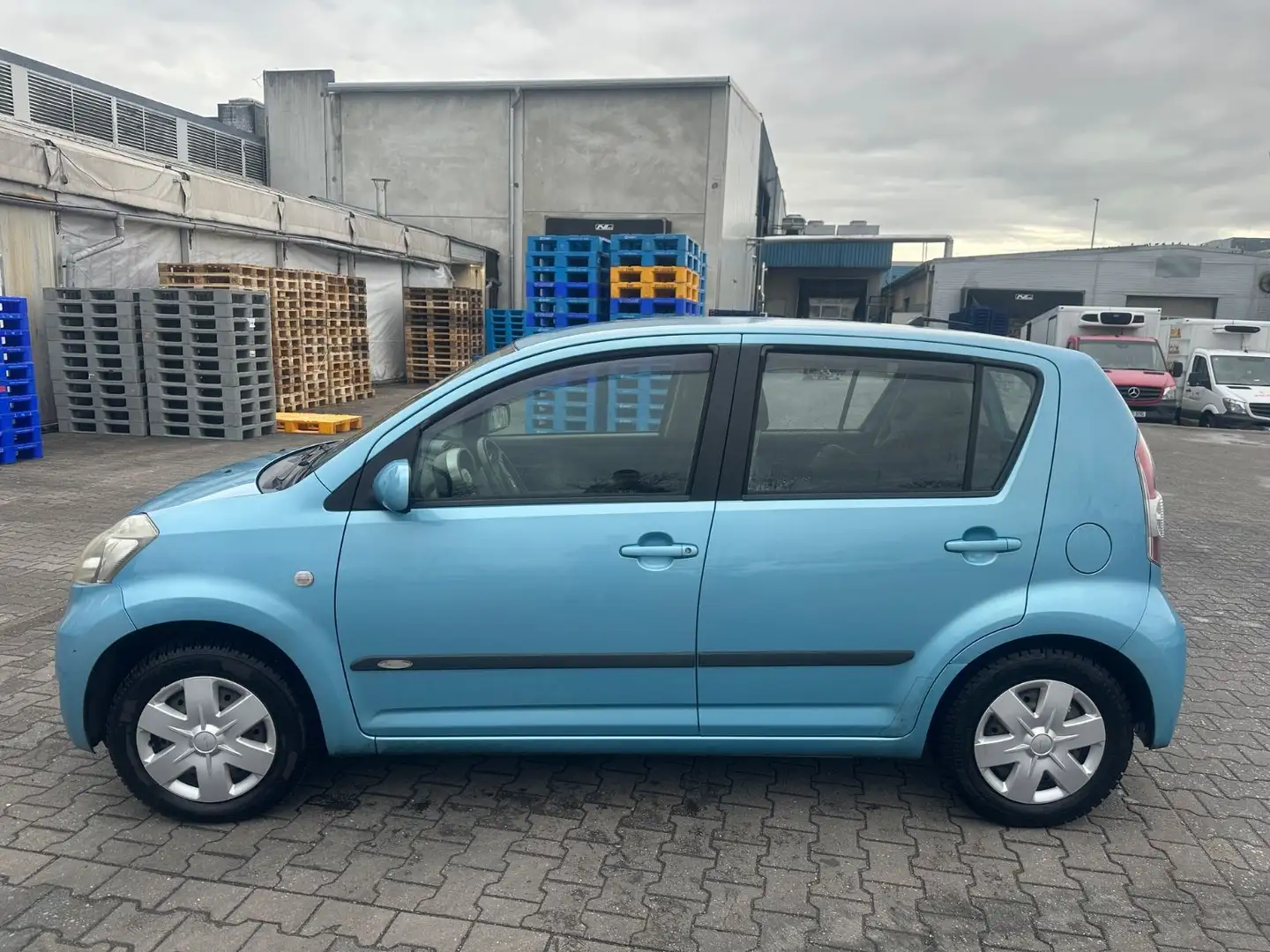 Daihatsu Sirion 1.0 CooLine inkl 12 Monate Garantie Blauw - 2
