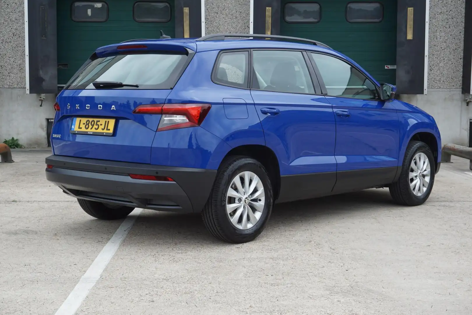 Skoda Karoq 1.0 TSI 110pk Business Edition | Climate Control | Bleu - 2