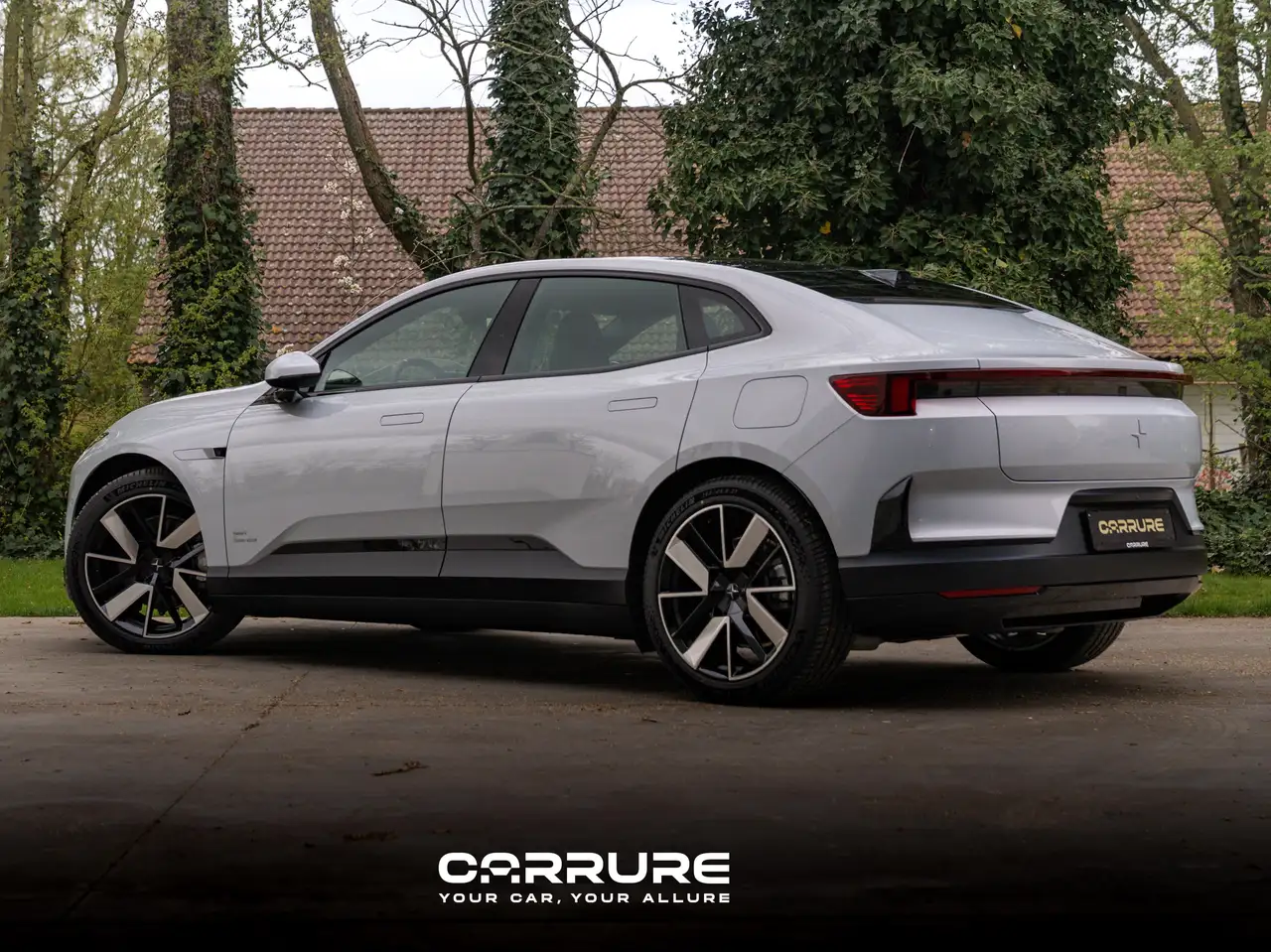 Polestar 4 2025