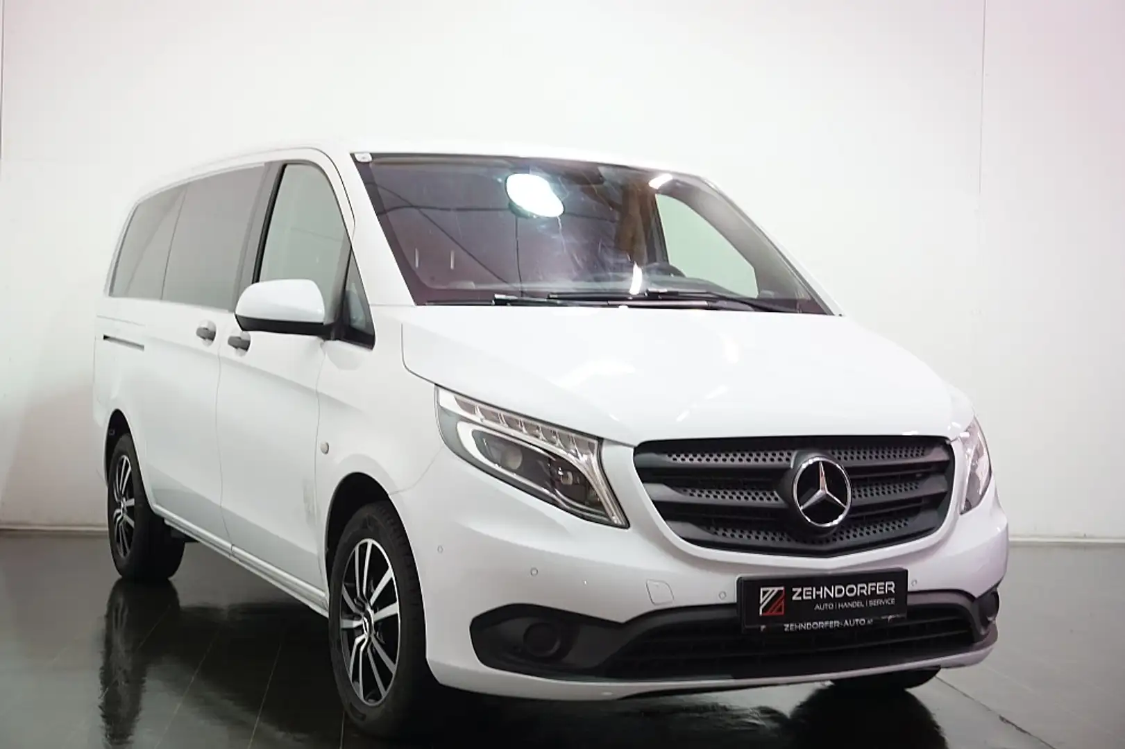 Mercedes-Benz Vito Vito 114 BlueTec 4x4 lang / LED / AHK / Tempoma... Blanc - 1