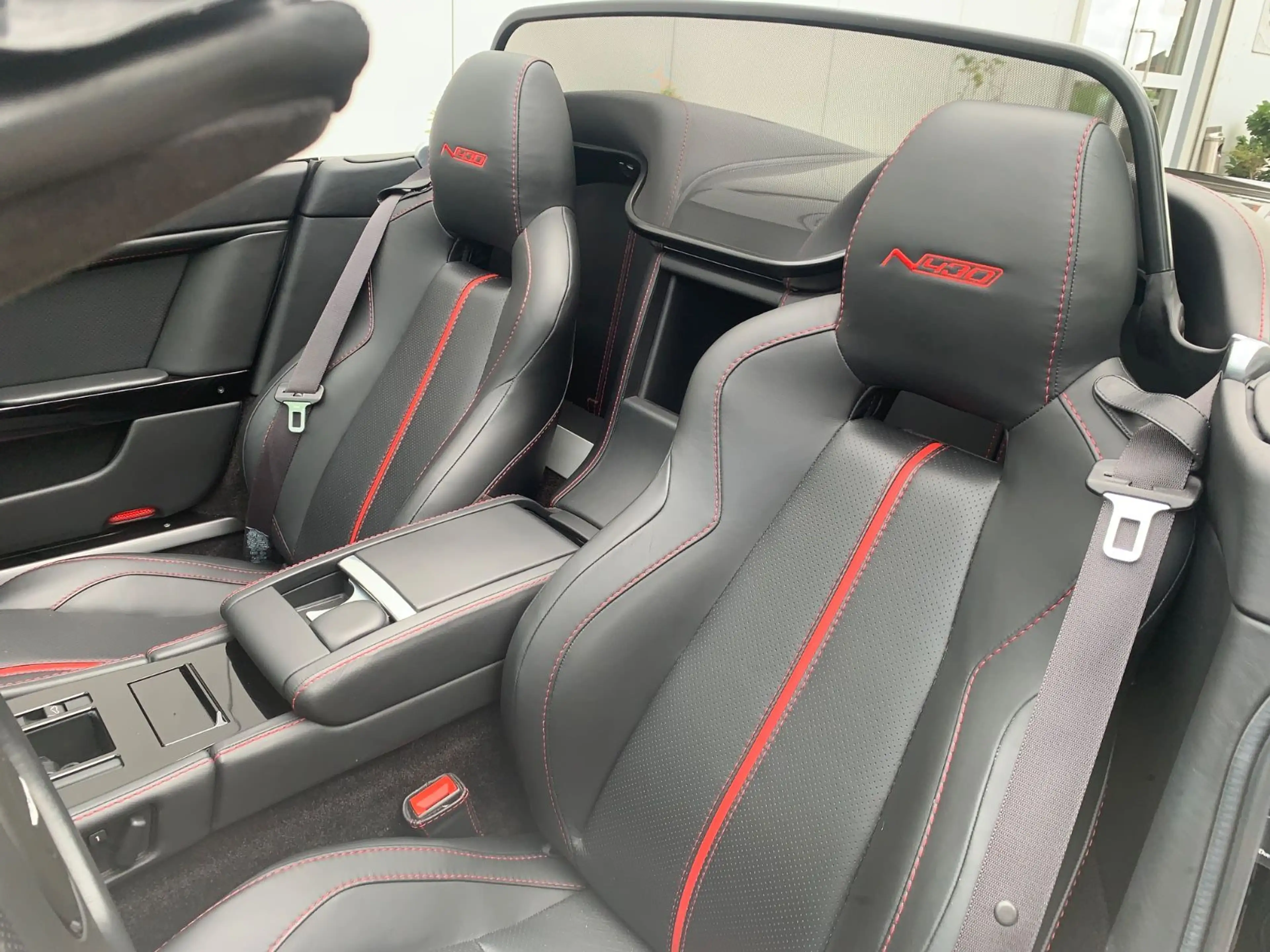 Aston Martin V8 1. Hand Garantie Haljahreswagen Zust. — photo 10