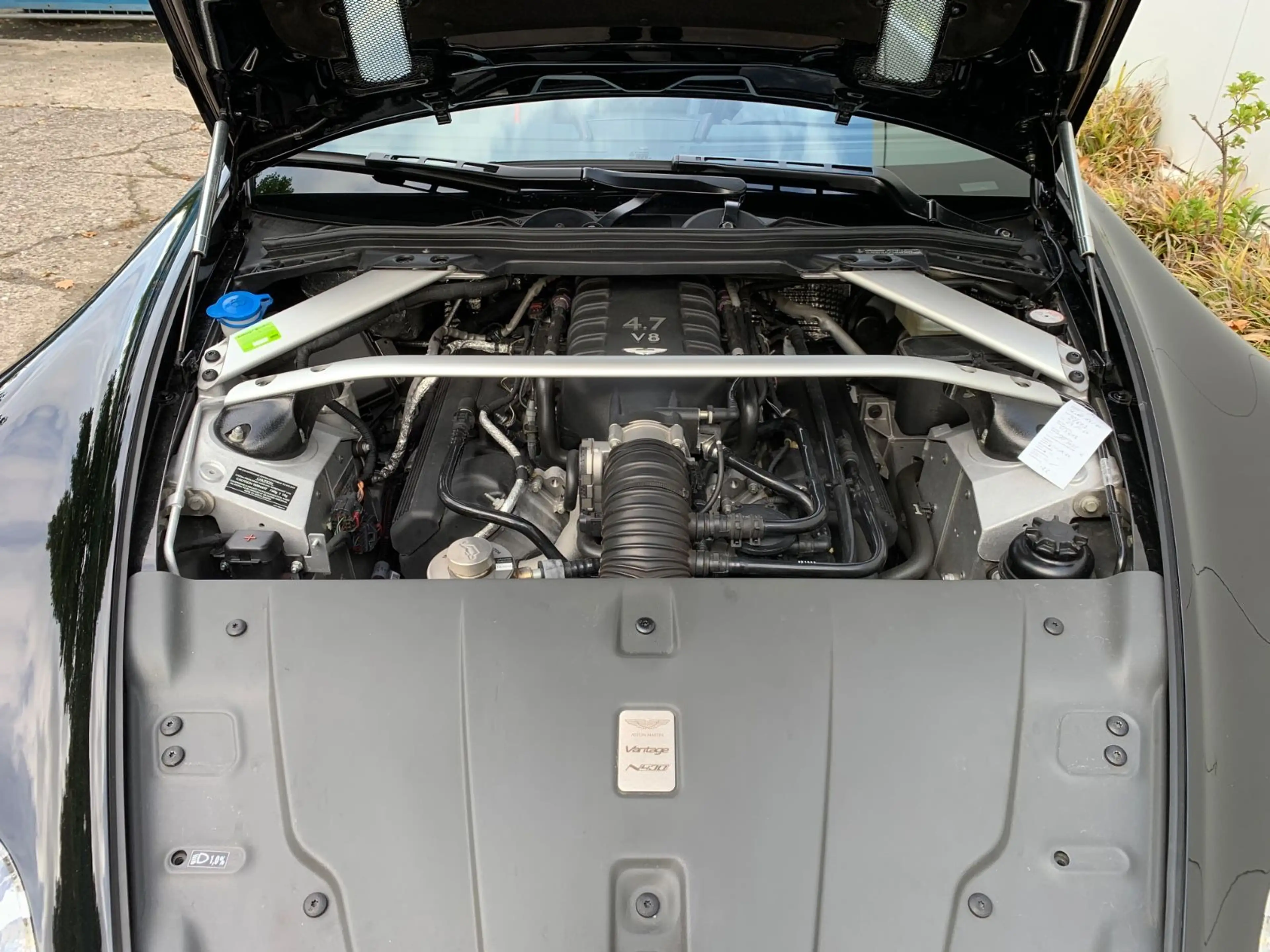 Aston Martin V8 1. Hand Garantie Haljahreswagen Zust. — photo 13