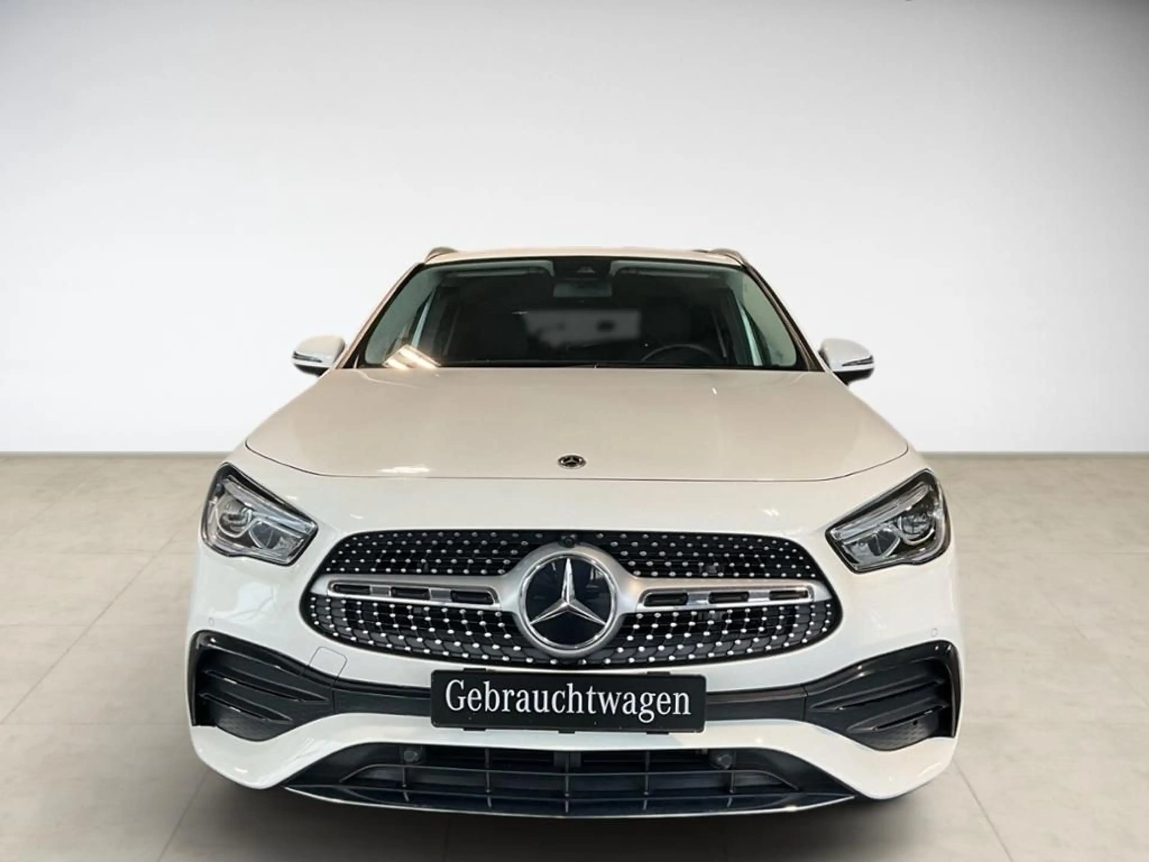 Mercedes-Benz GLA 200 AMG S-Sitz KAM PDC SpurH AUT LED — photo 2