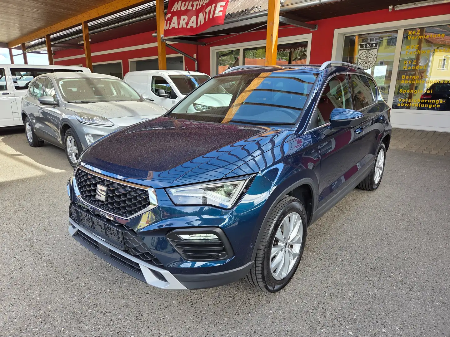 SEAT Ateca Style FR Austria Edition 1.0 TSI Blau - 1