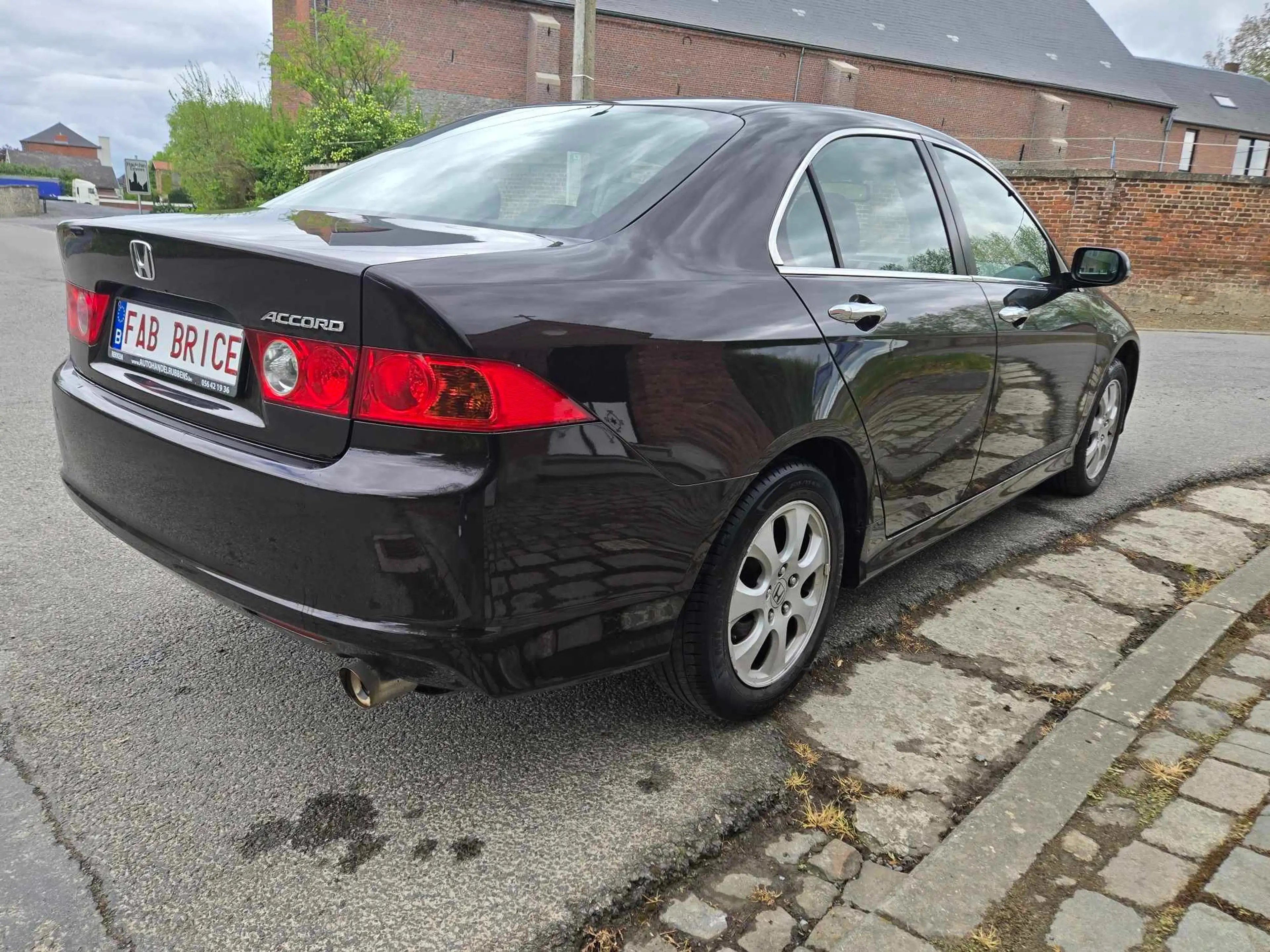 Honda Accord 2.0i 16v 121000Km carnet complet — photo 5