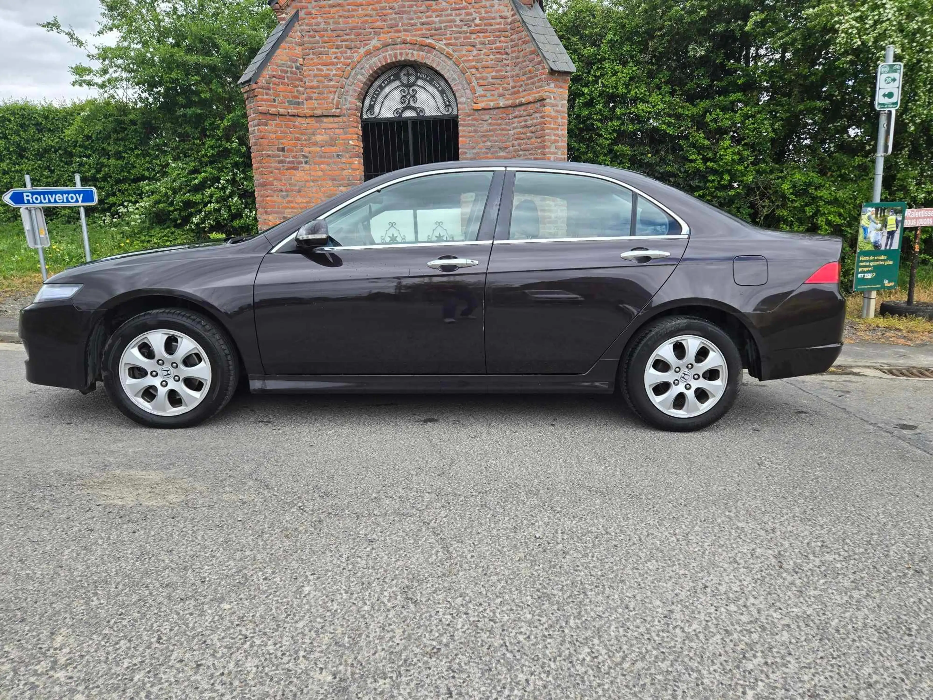 Honda Accord 2.0i 16v 121000Km carnet complet — photo 11