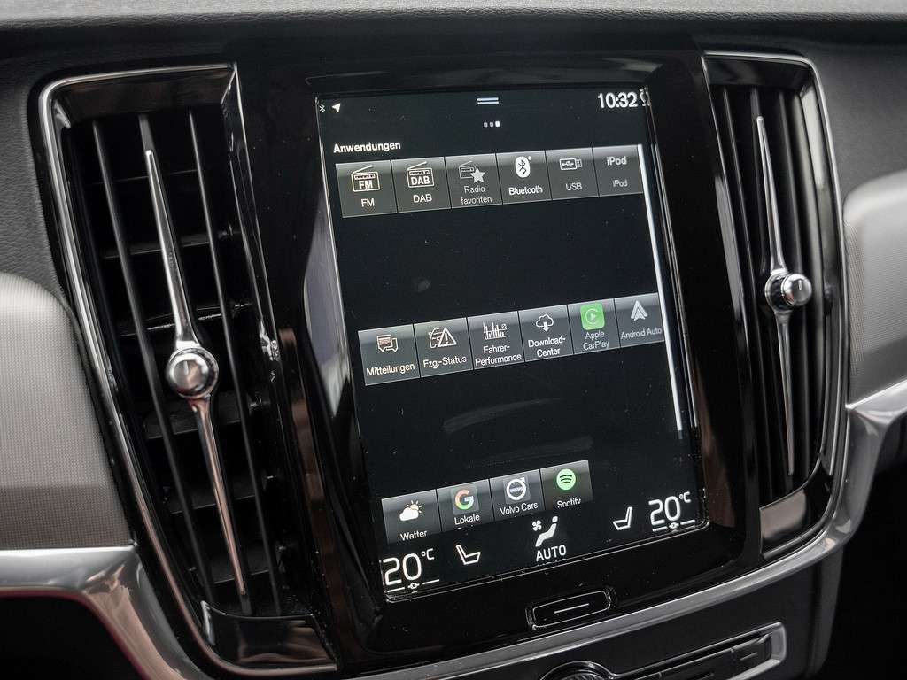 Volvo V90